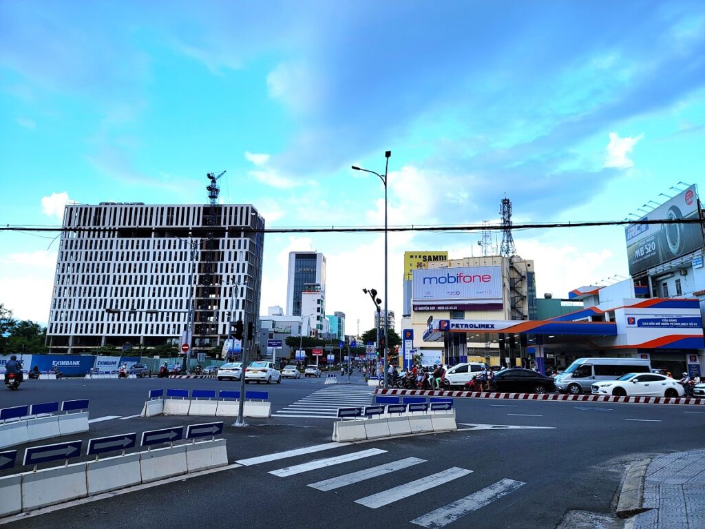 ダナン国際空港近くの市街地