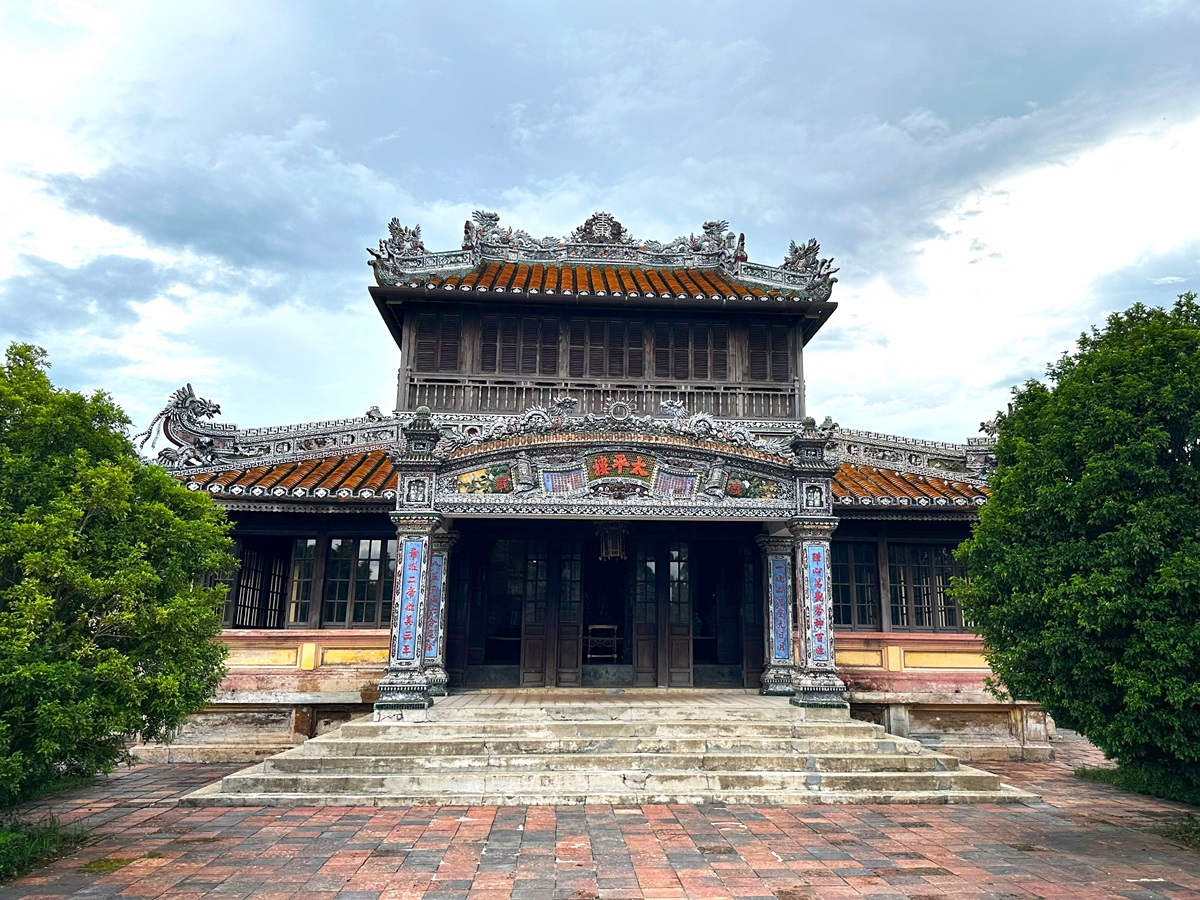 太平樓（thai binh pavilion）