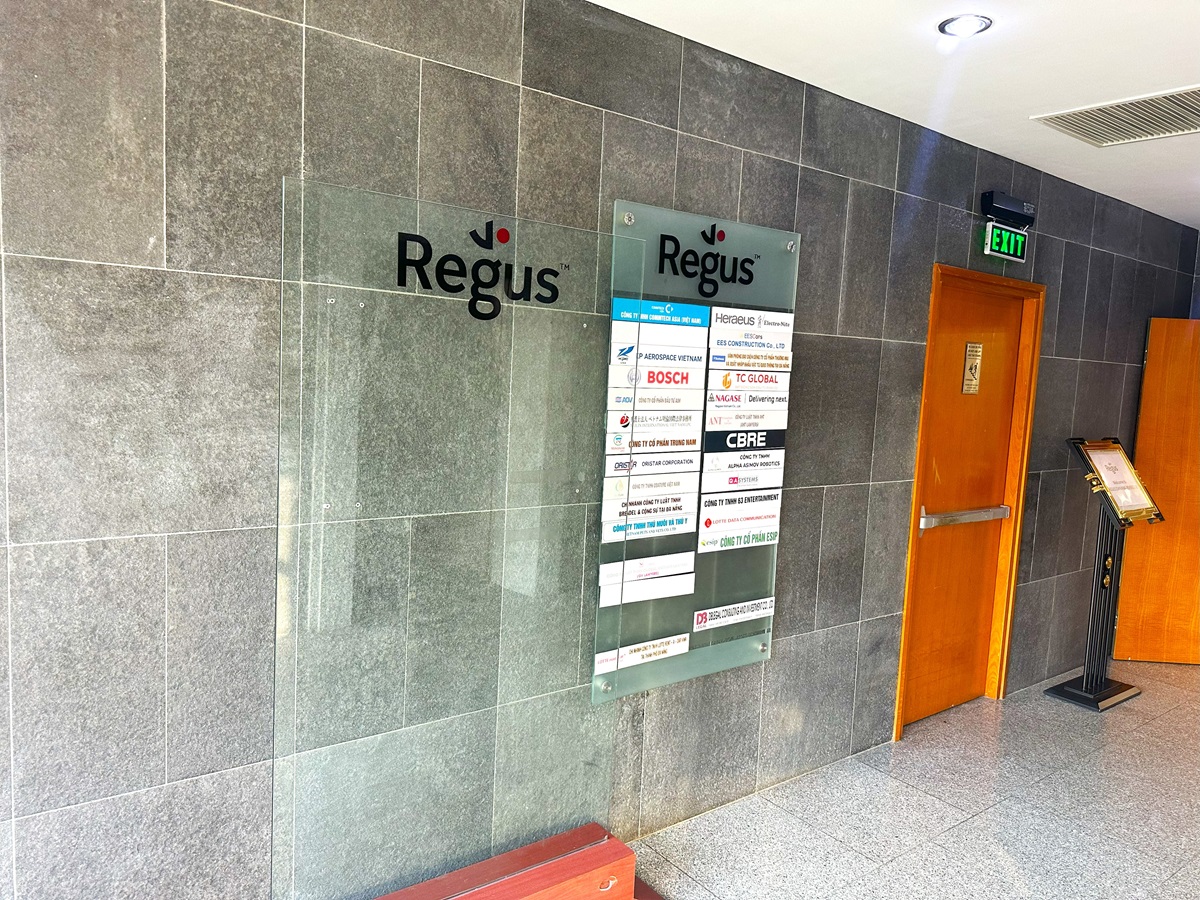 Regus - Riverside