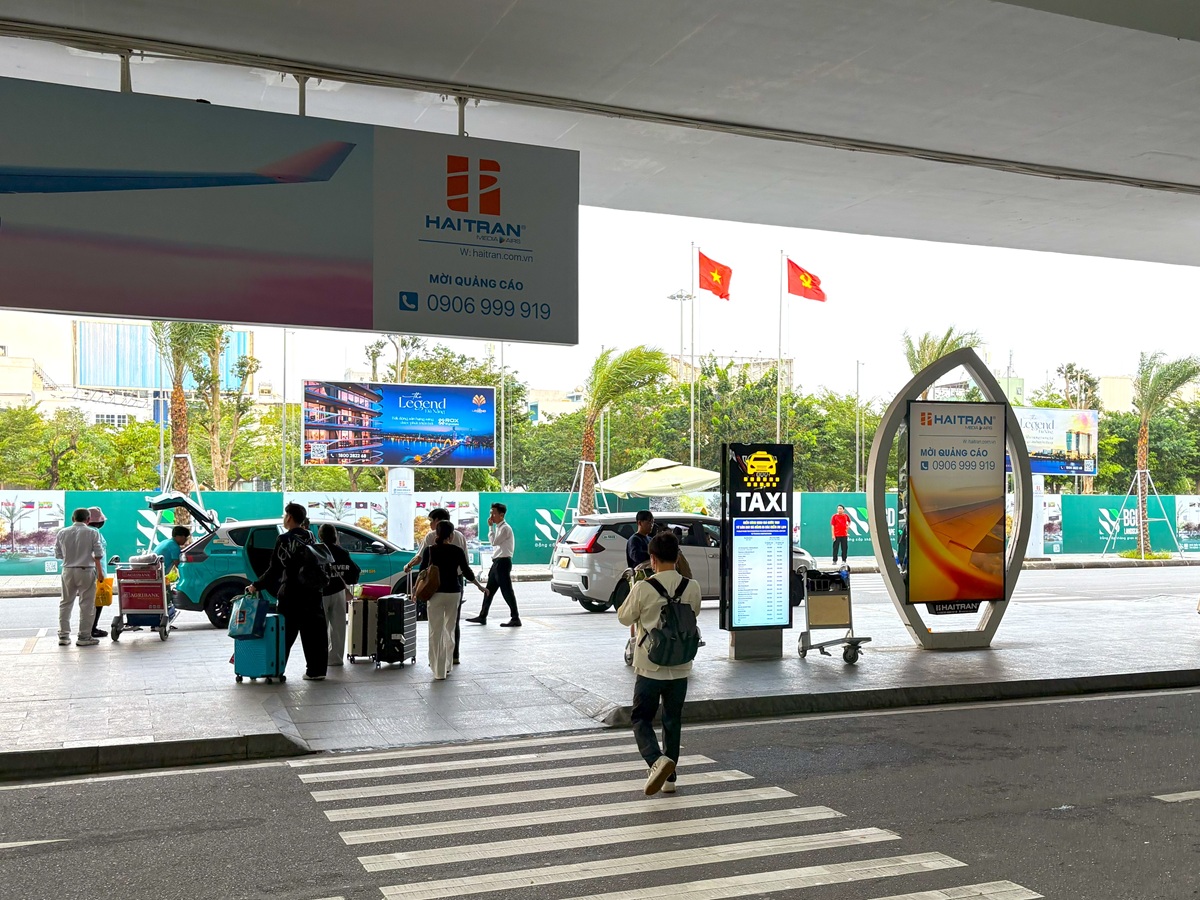 ダナン国際空港国内線ターミナルのタクシー乗り場