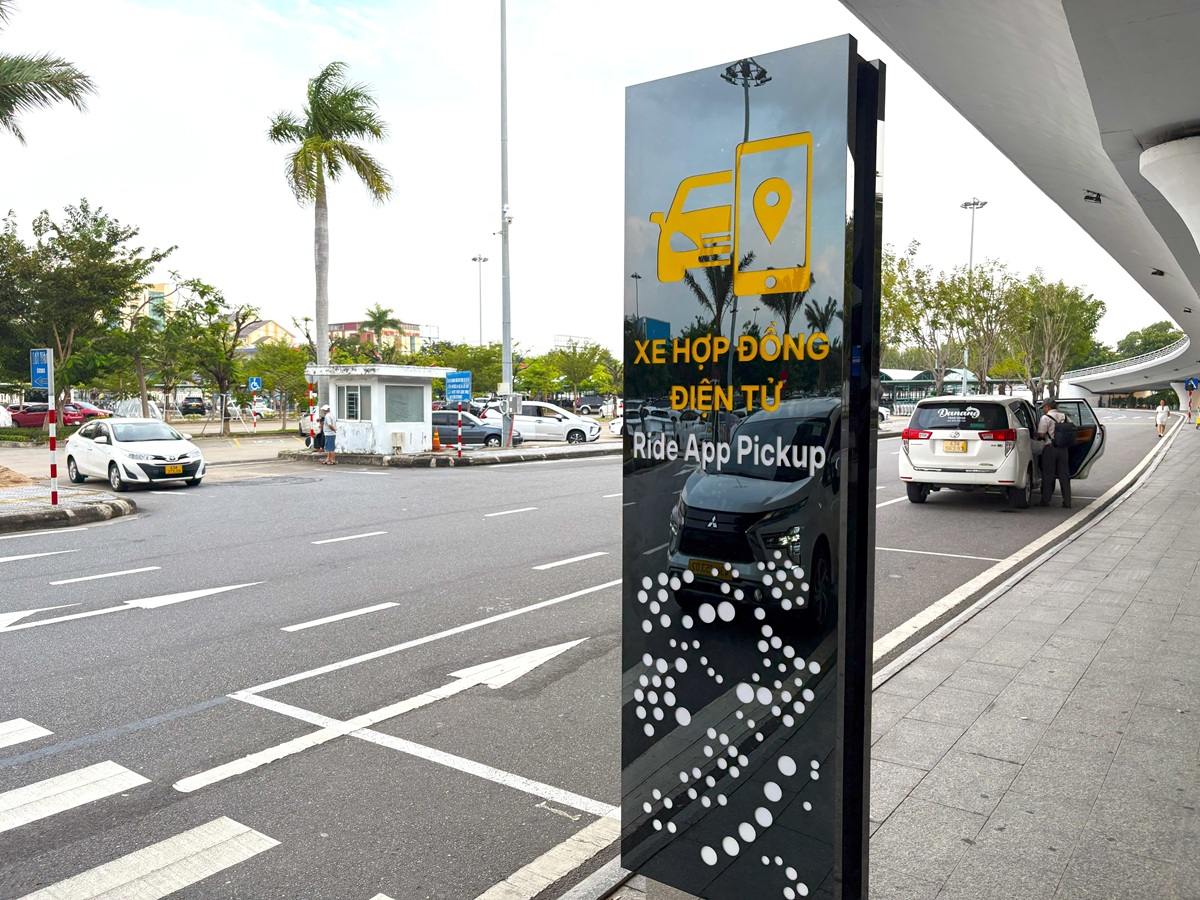 ダナン国際空港国内線ターミナルのGrab乗り場