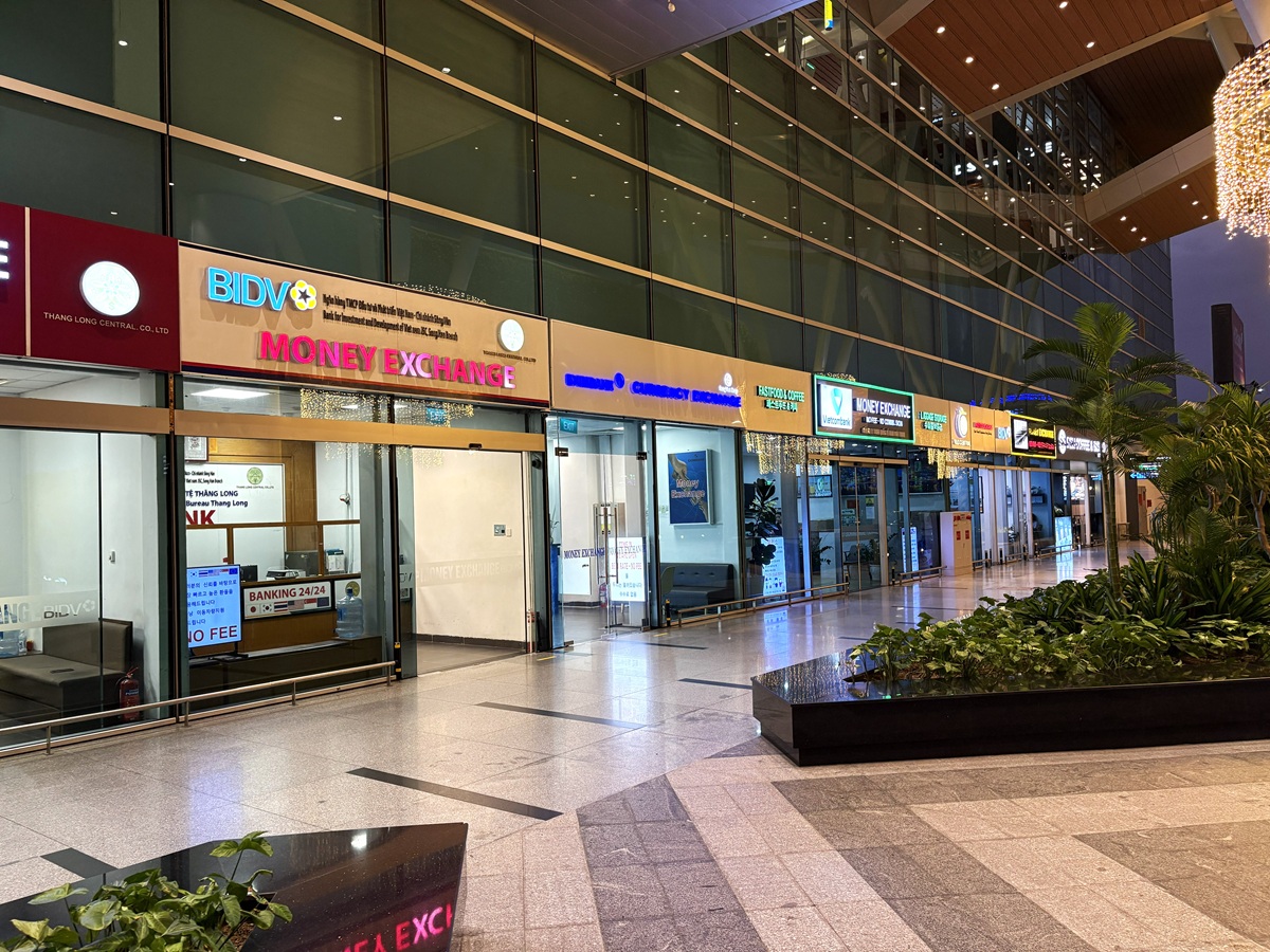 ダナン国際空港 国際線ターミナルの両替所
