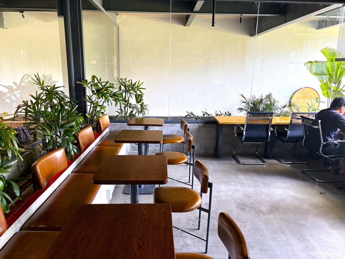 The Local Beans Coffee の静かに作業できる(サイレント)エリア